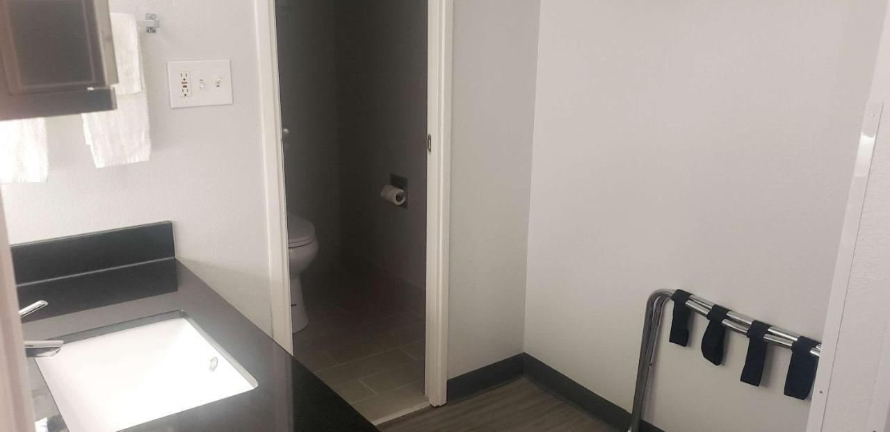 Motel 6 Mobile, Al - Airport Blvd מראה חיצוני תמונה