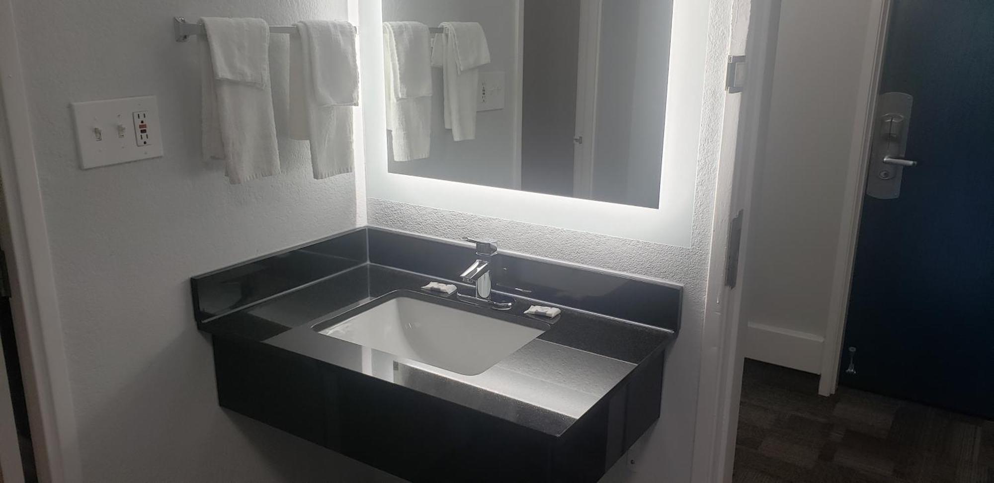 Motel 6 Mobile, Al - Airport Blvd מראה חיצוני תמונה
